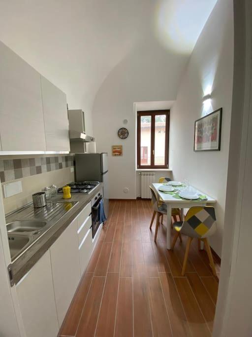 Dimora Del Cavaliere Apartment LʼAquila Exterior foto