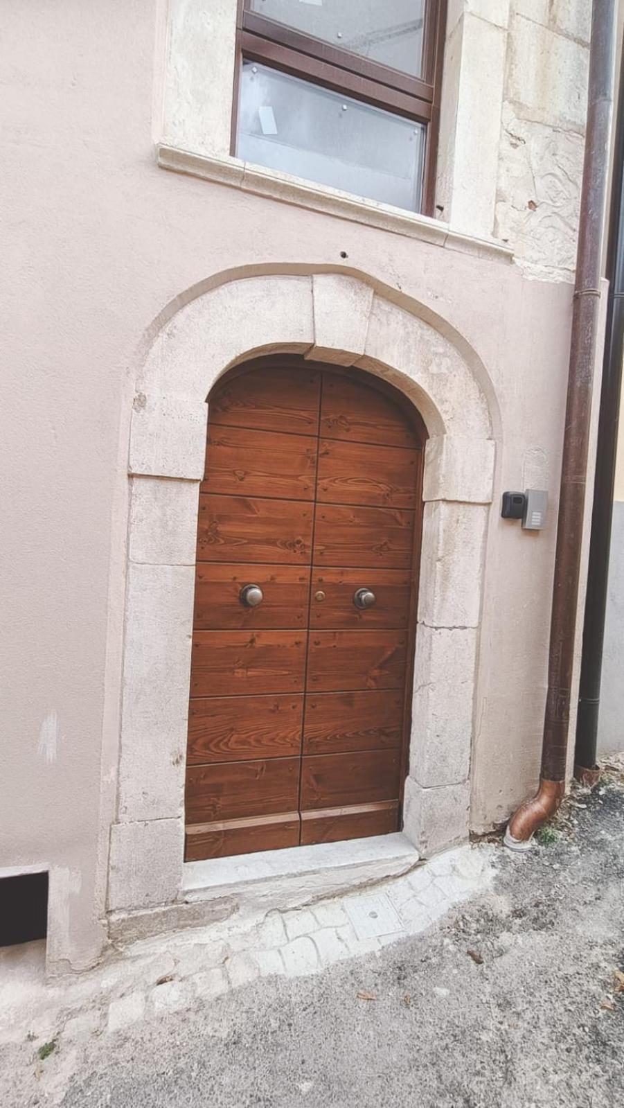 Dimora Del Cavaliere Apartment LʼAquila Exterior foto